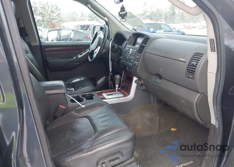 2010 Nissan Pathfinder Le из США, поврежденный, VIN 5N1AR1NB1AC610978